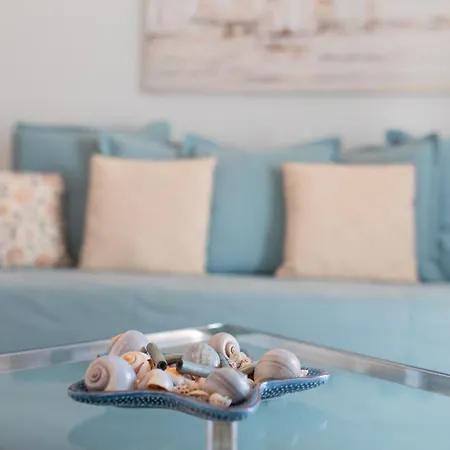 Laura Апартаменты