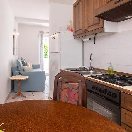 Laura Apartament Punat