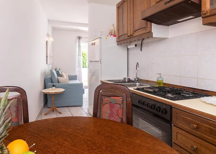 Laura Apartamento Punat